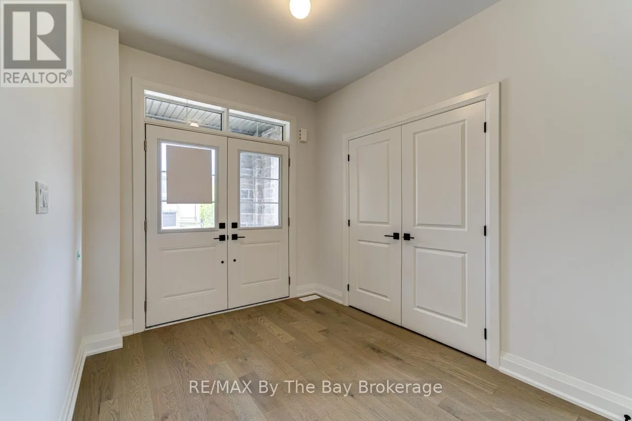 26 AMBER DRIVE
