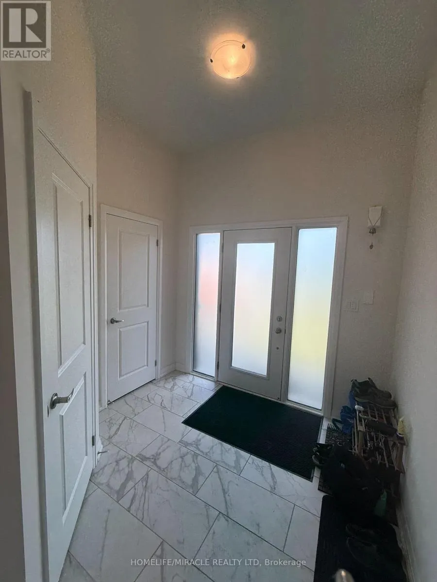 3 FEDERICA CRESCENT