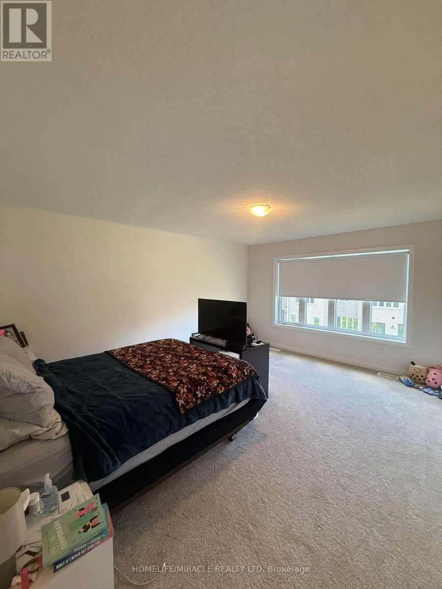 3 FEDERICA CRESCENT