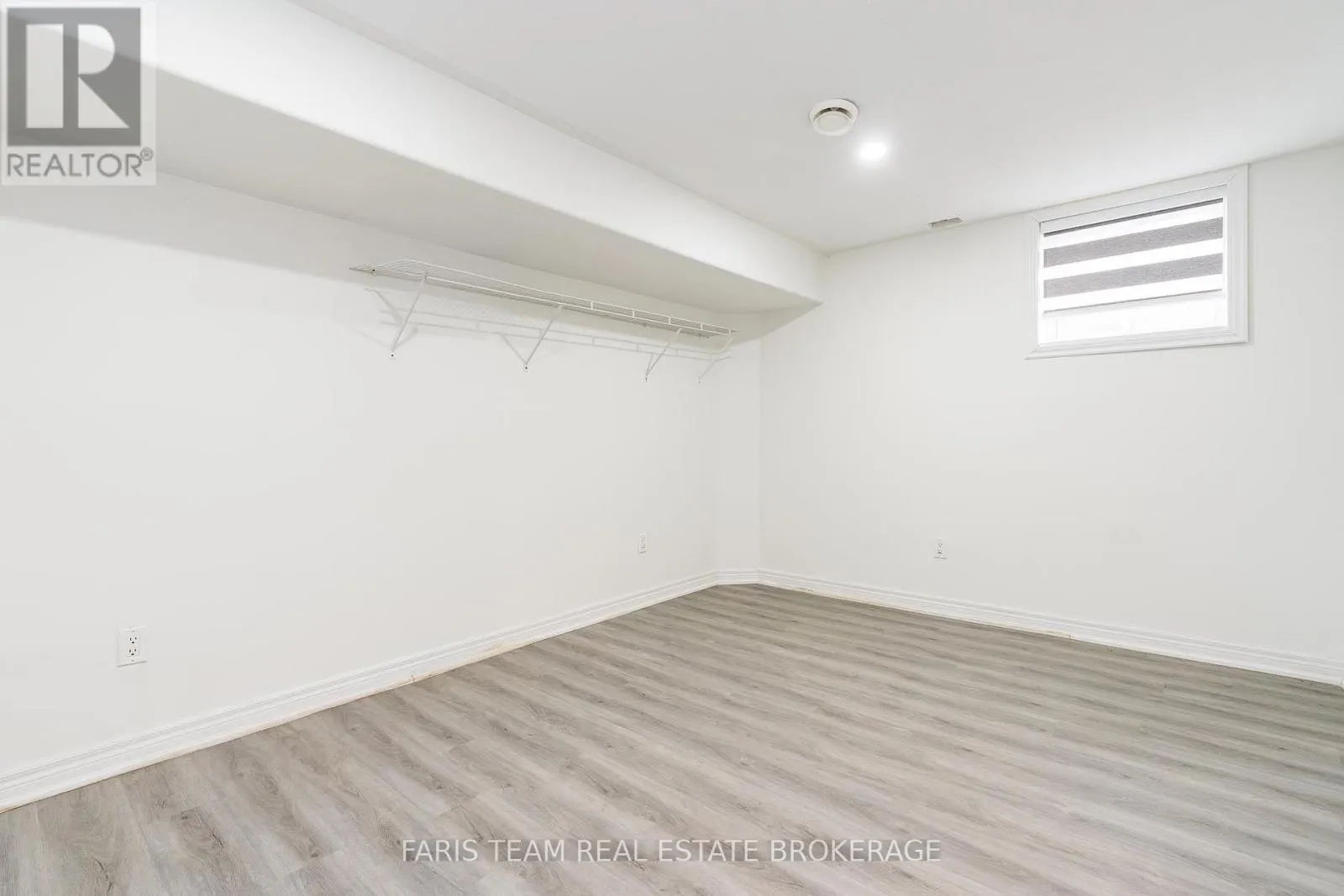 2 VANESSA DRIVE