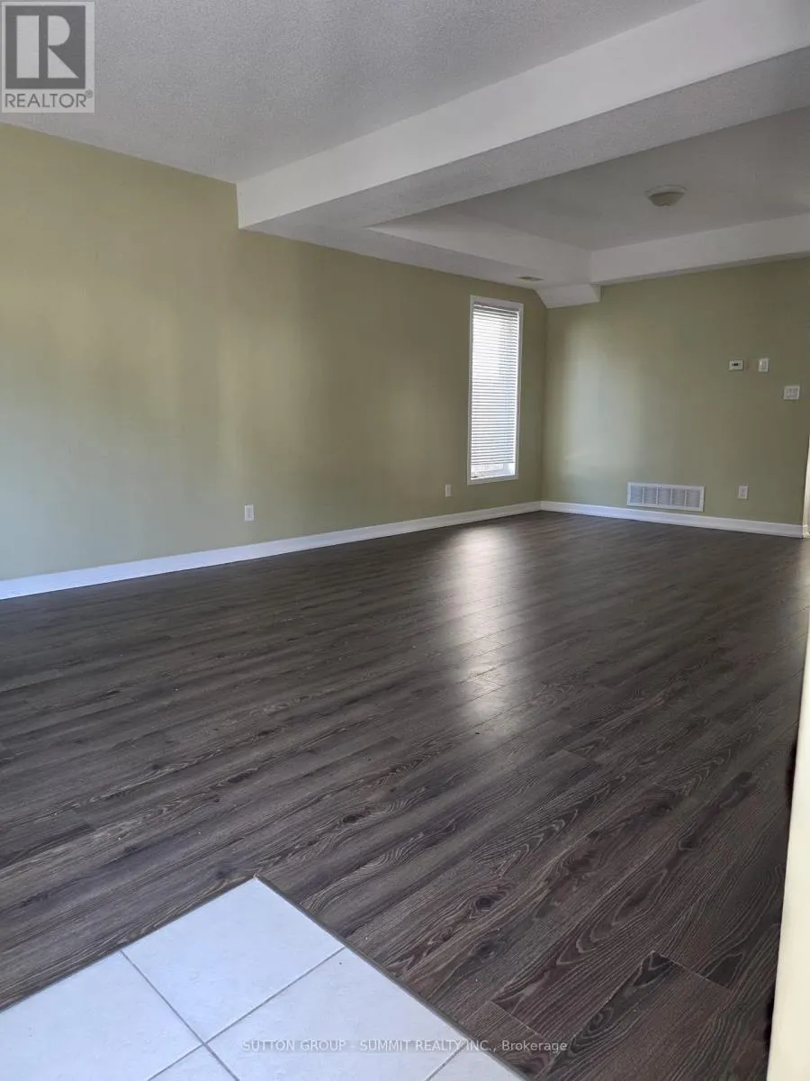 LOWER - 329 EDGEHILL DRIVE