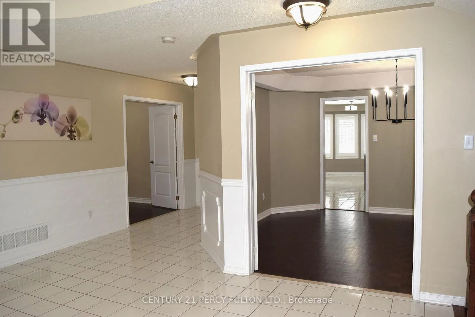 54 CITYVIEW CIRCLE