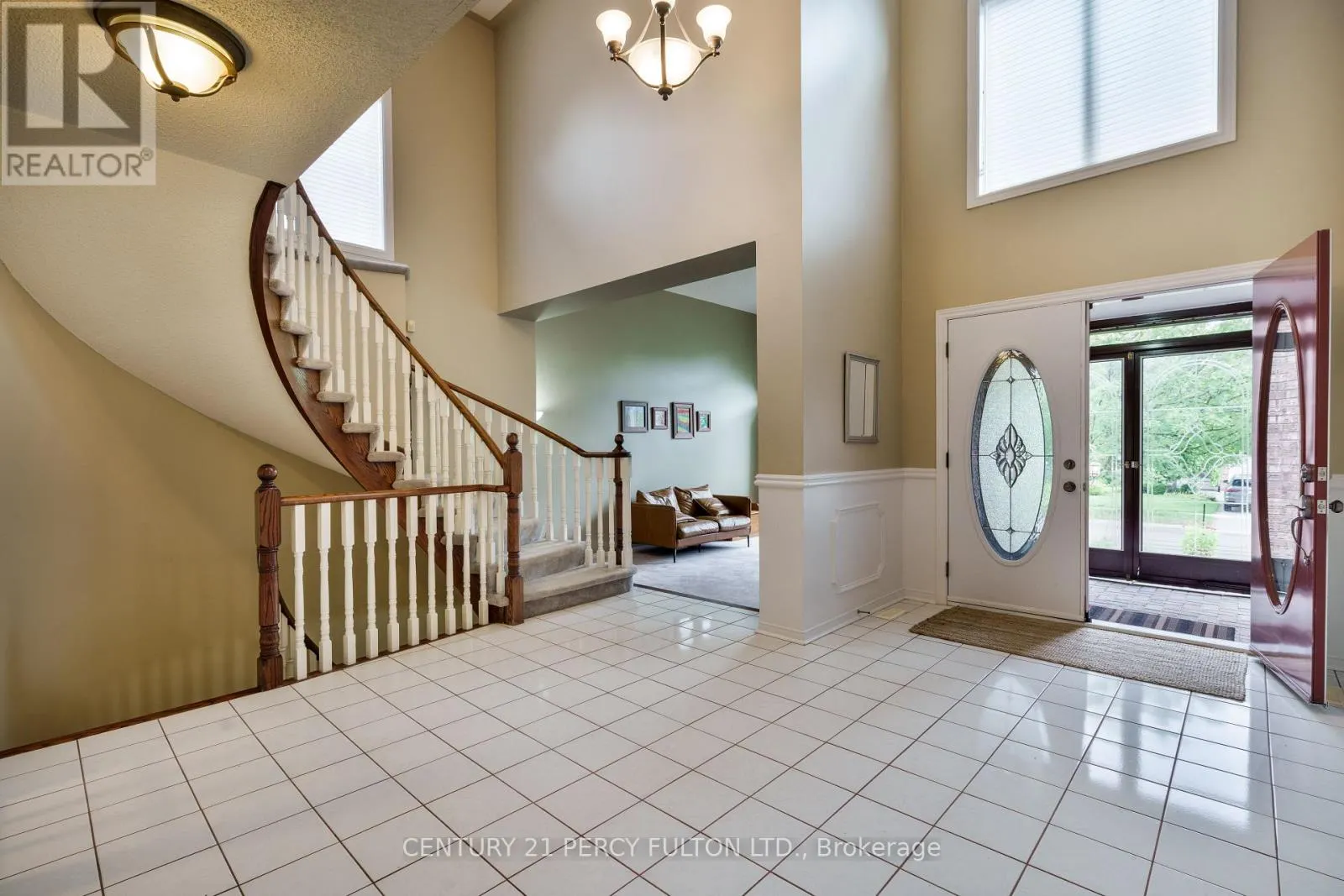 54 CITYVIEW CIRCLE