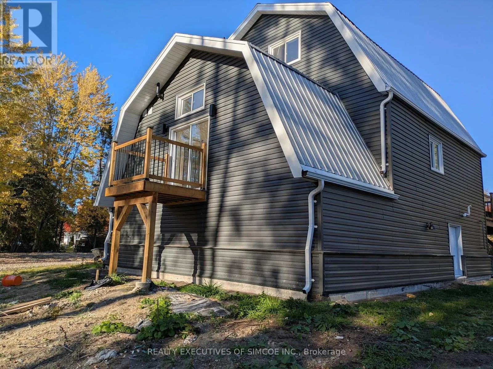 3464 BAYOU ROAD