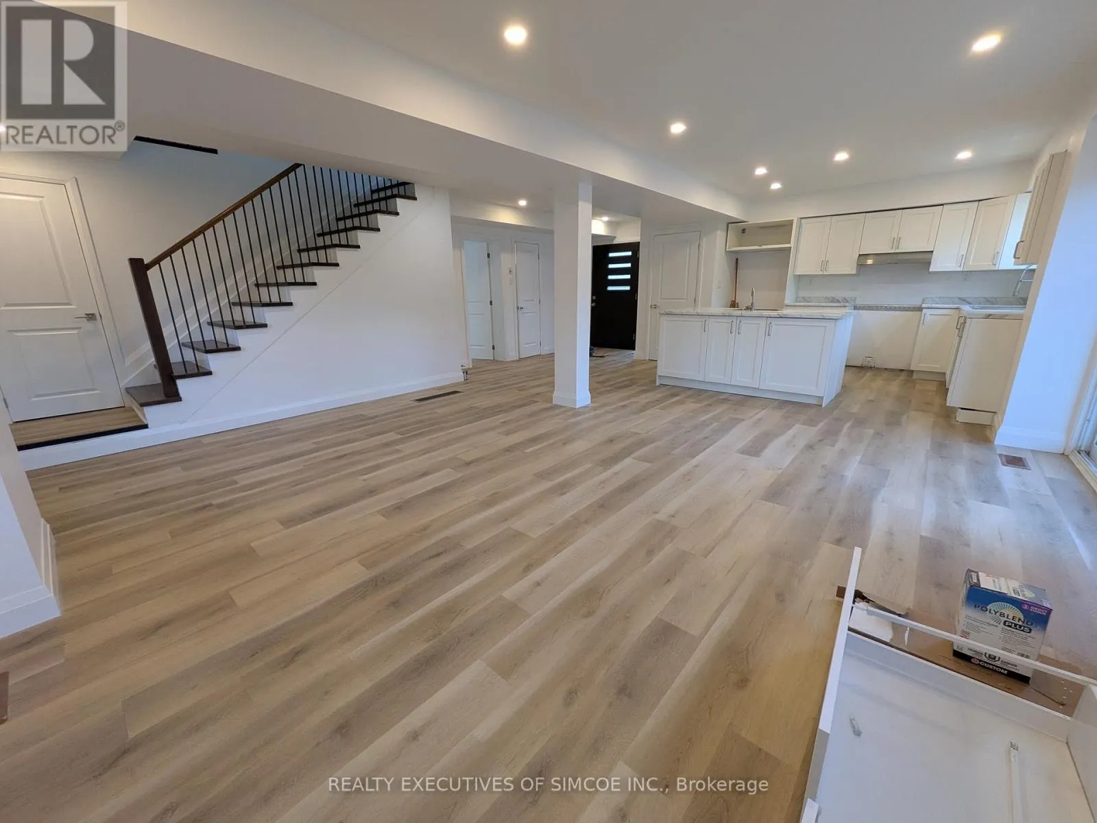 3464 BAYOU ROAD