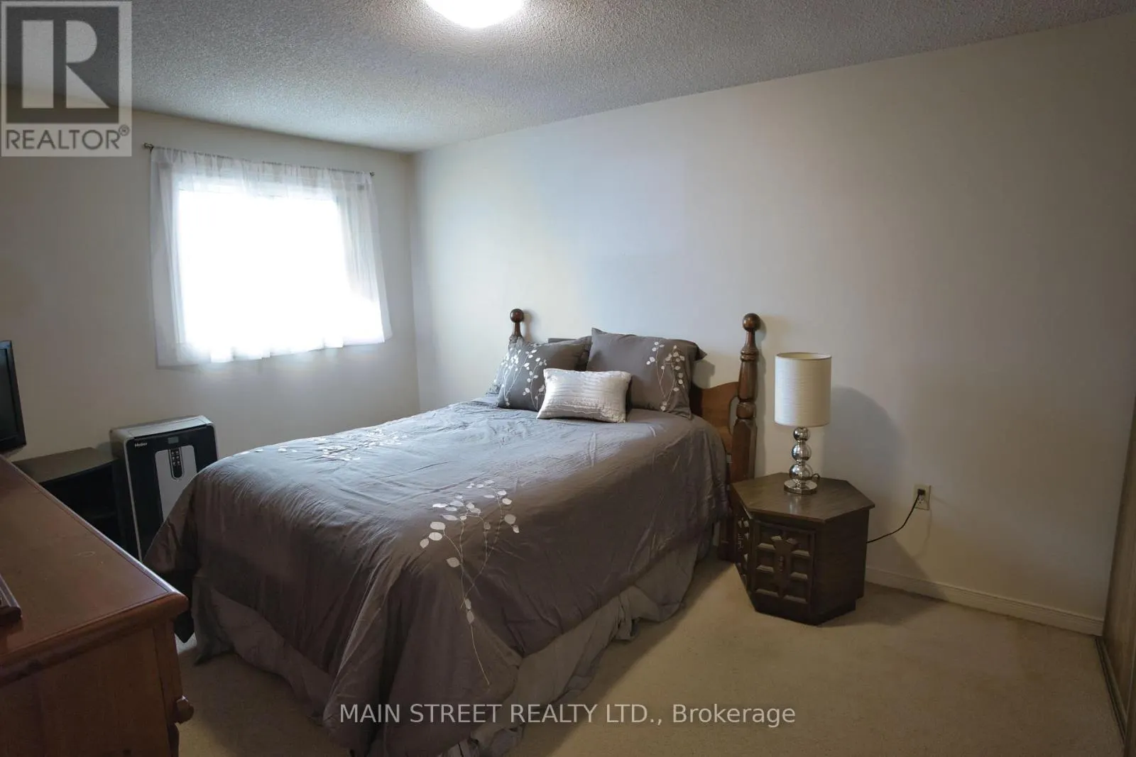 13 QUAIL CRESCENT