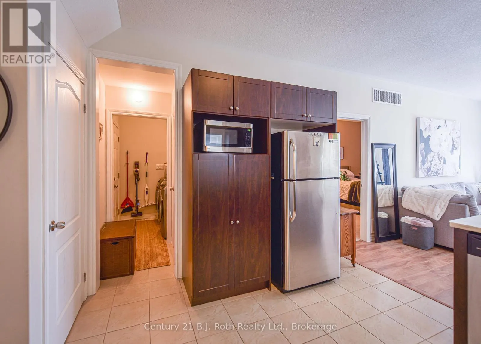 15 ISABELLA DRIVE