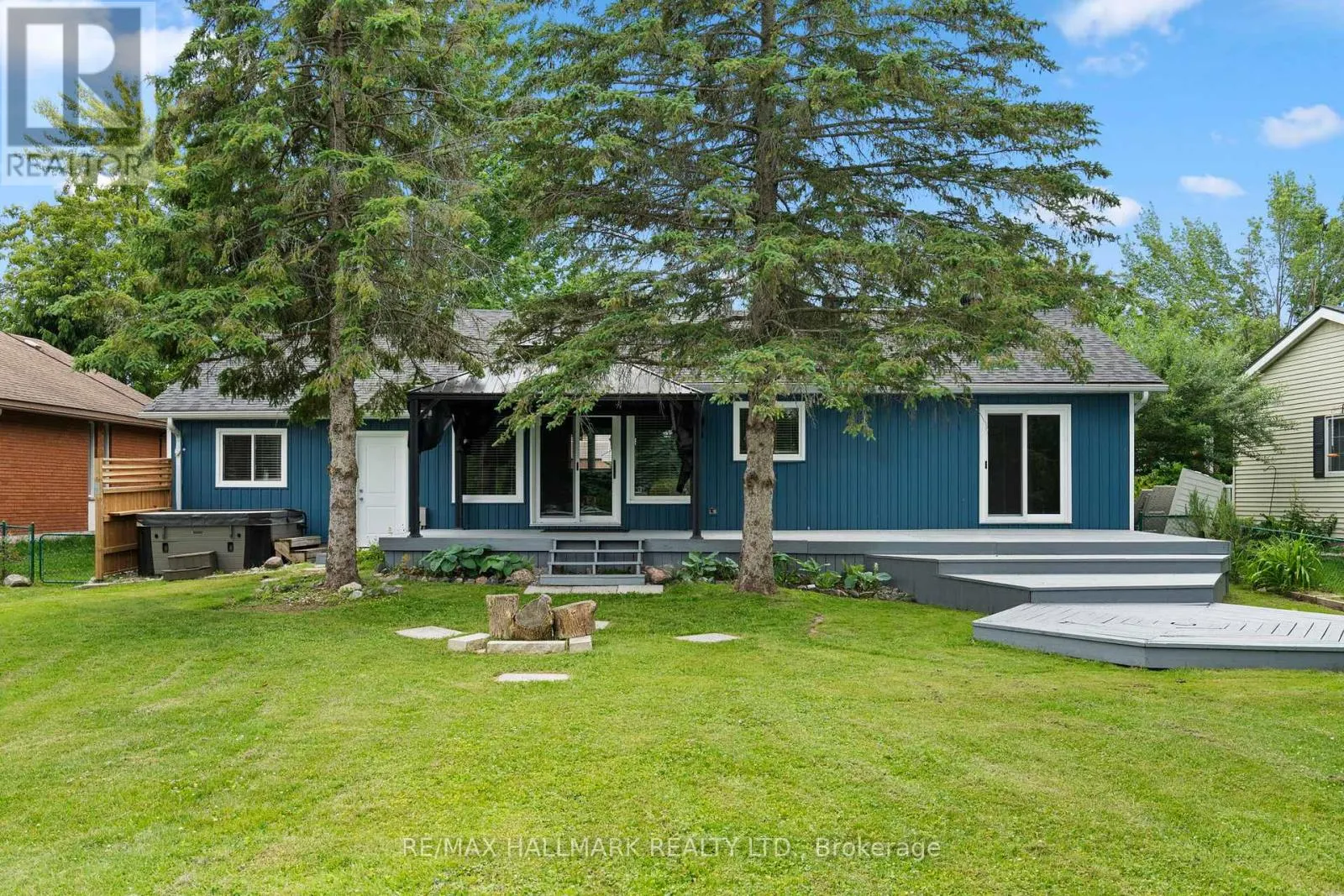 13 PINETREE COURT