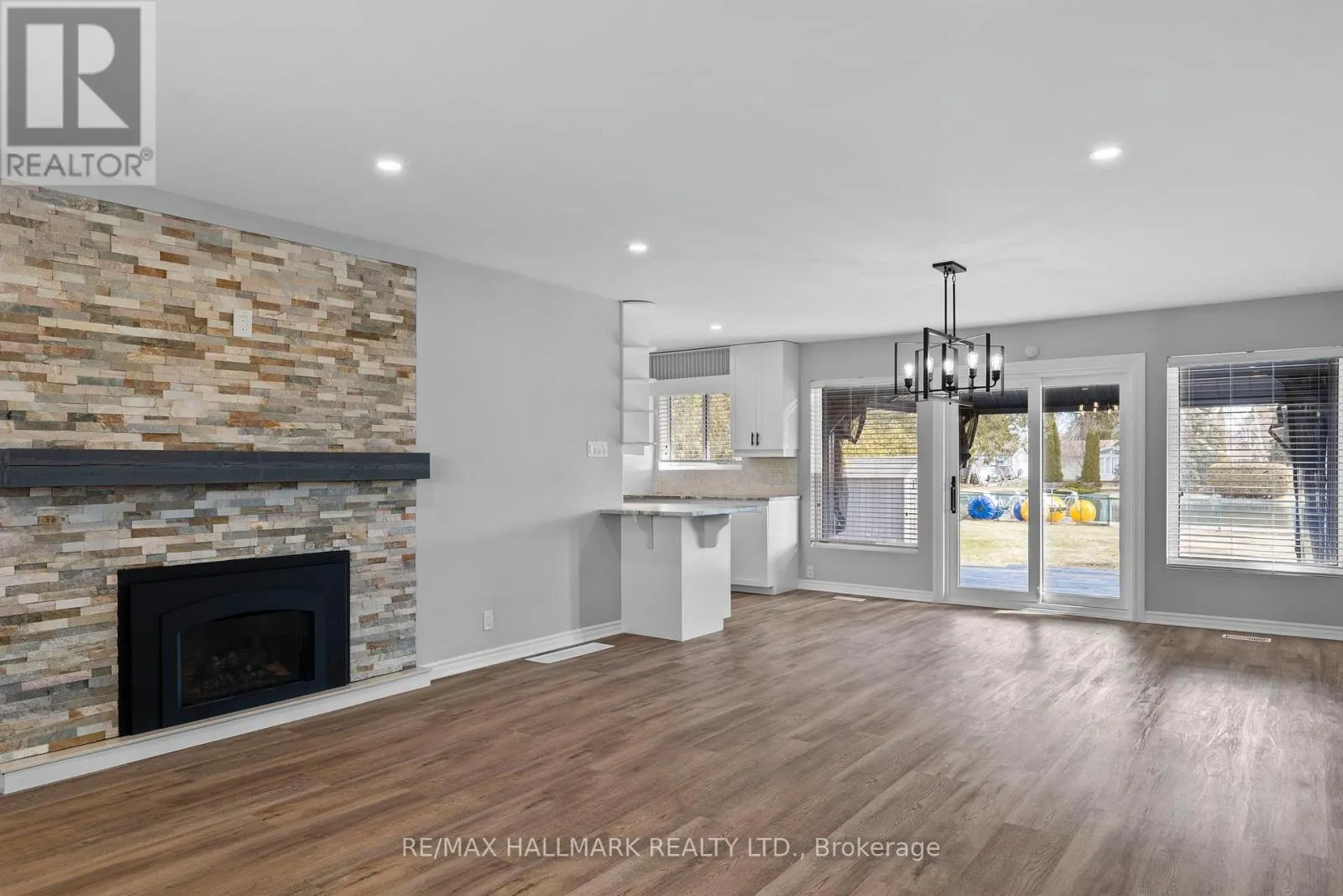 13 PINETREE COURT