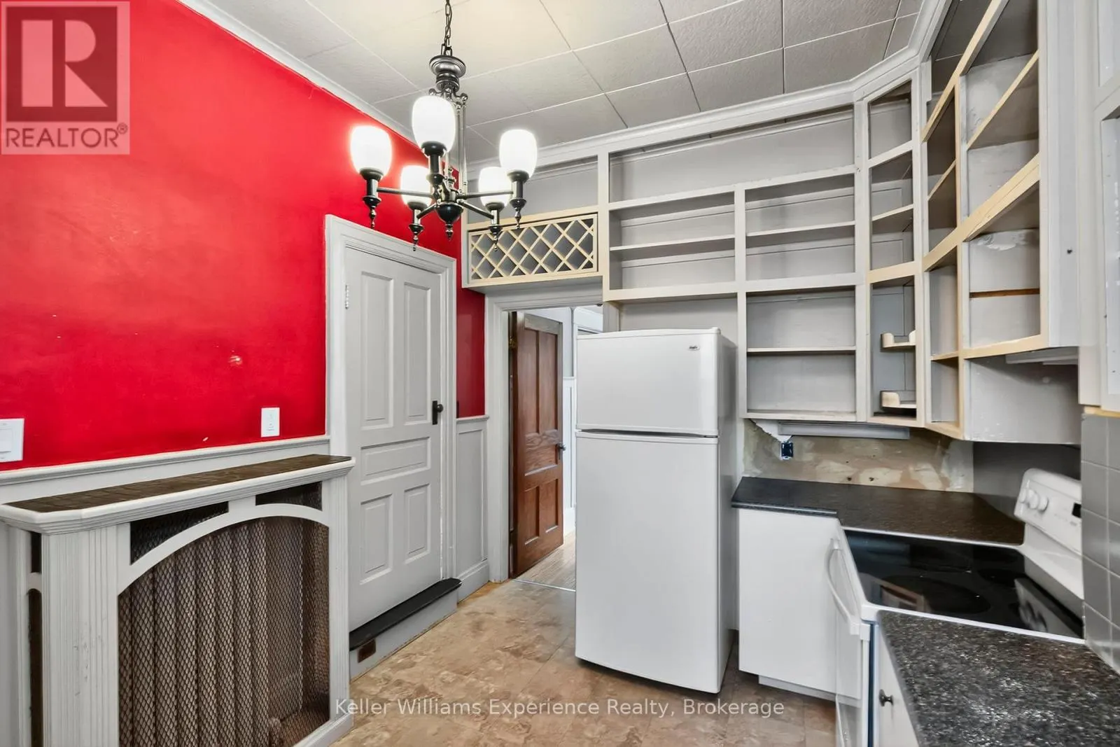 406 DOMINION AVENUE