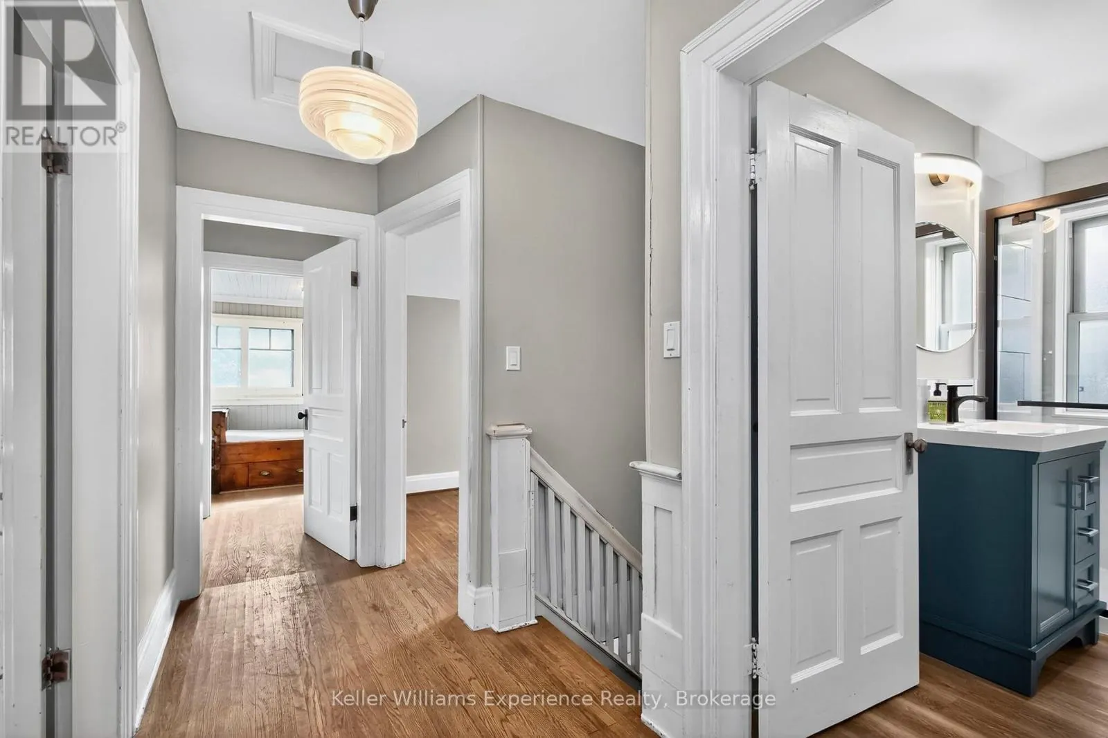 406 DOMINION AVENUE