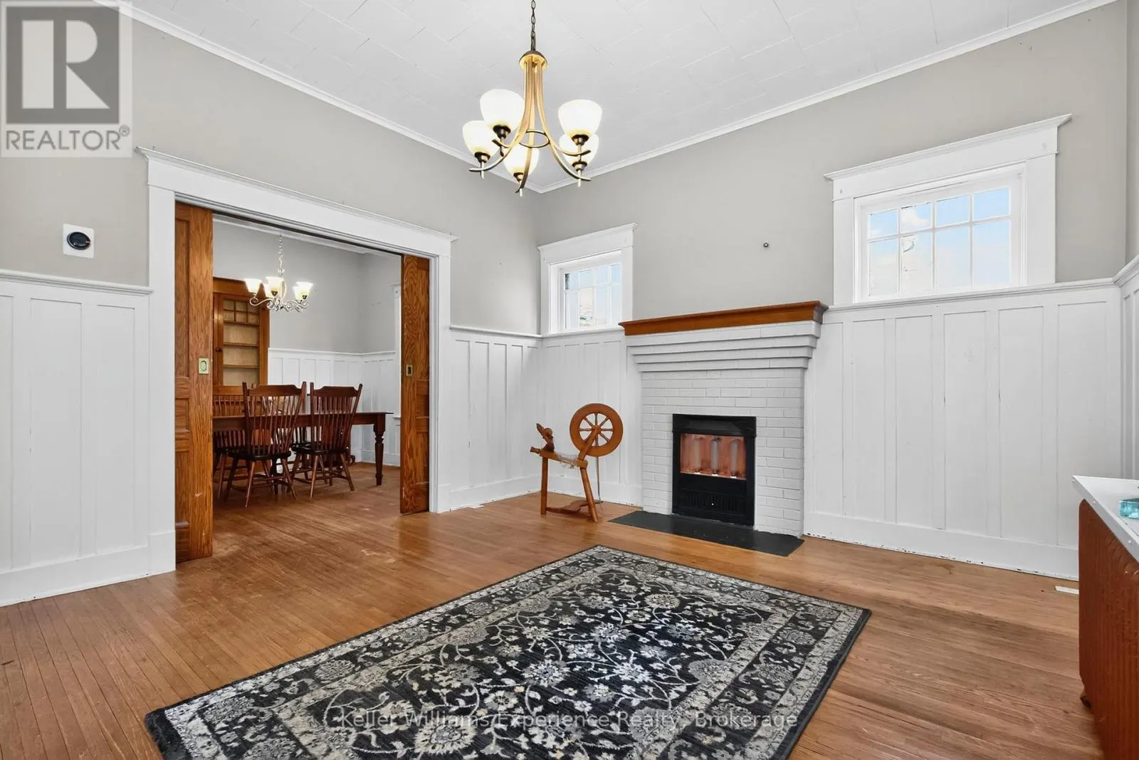 406 DOMINION AVENUE