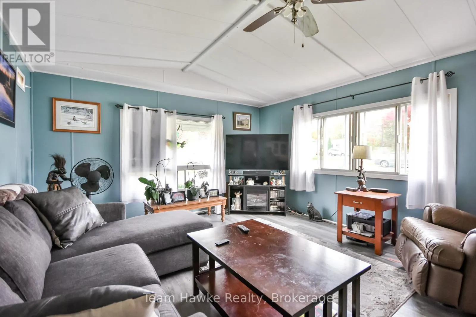 48 NORTHLAND DRIVE