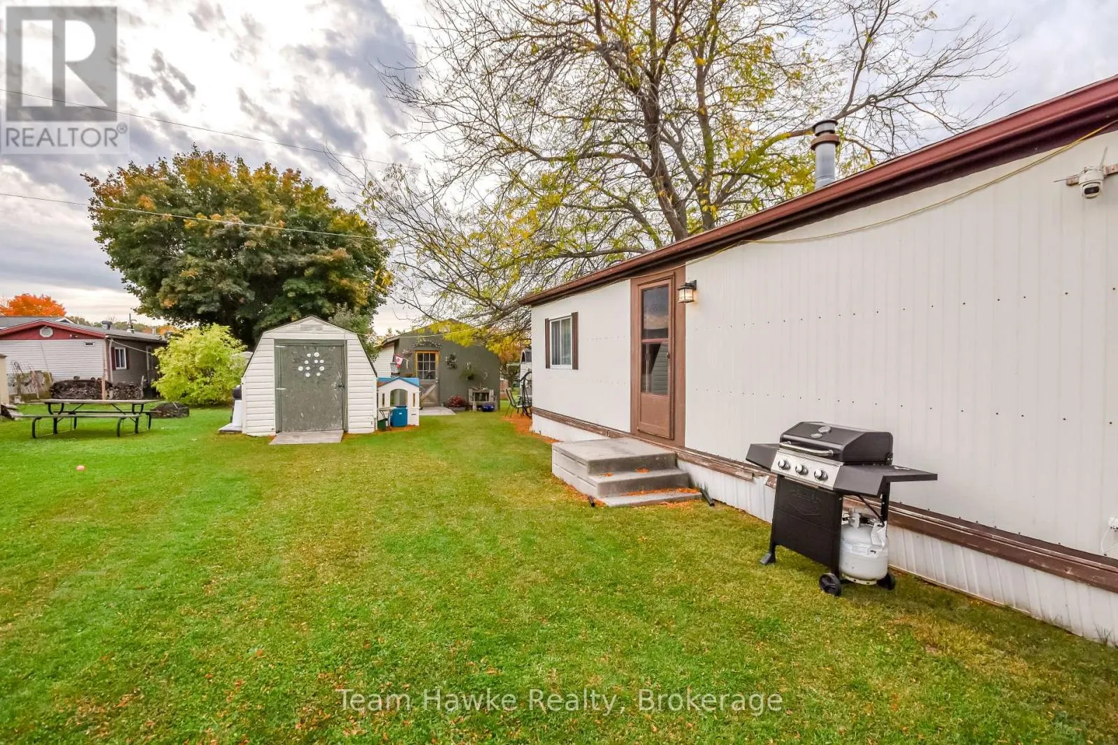 48 NORTHLAND DRIVE