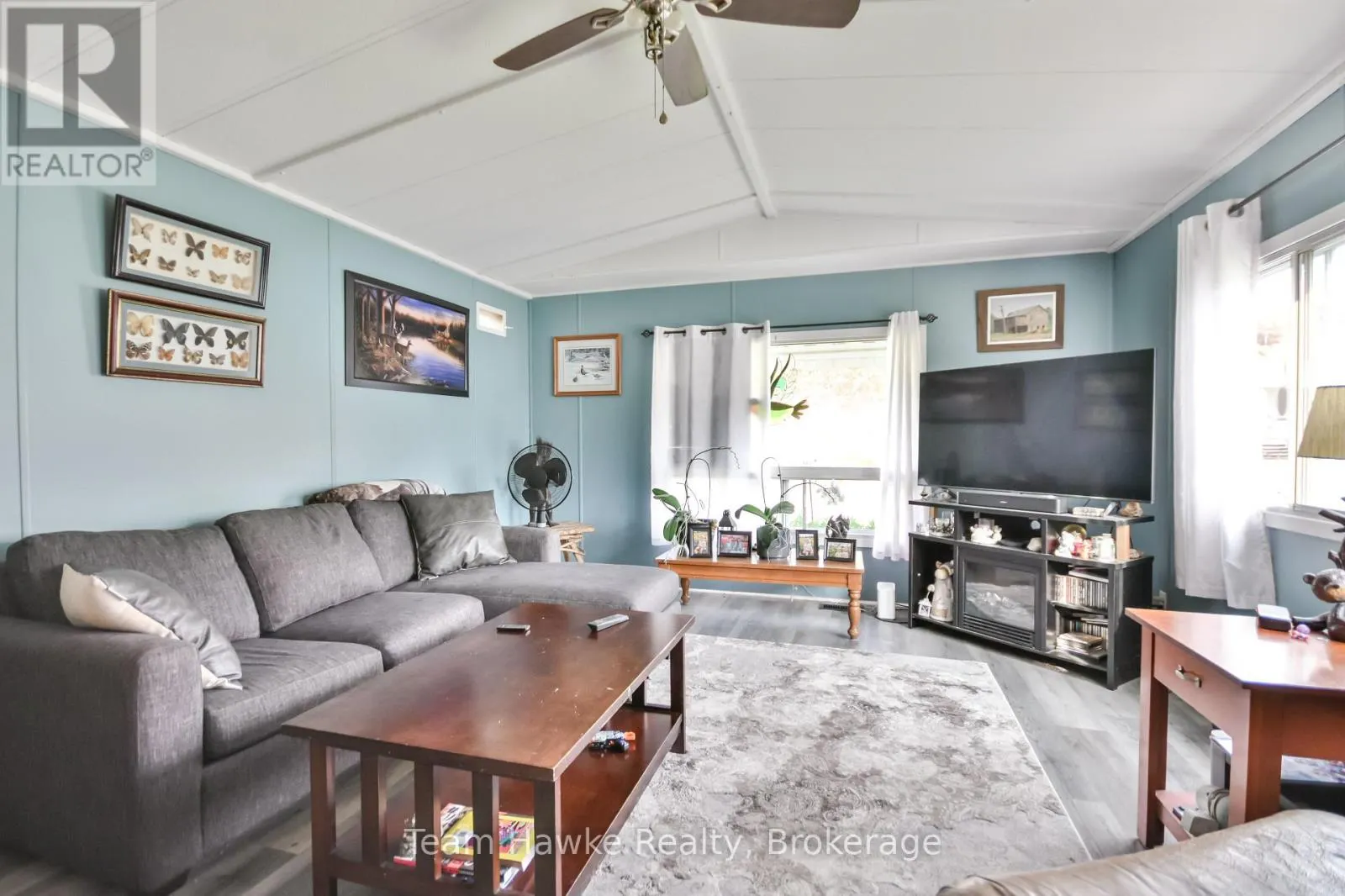 48 NORTHLAND DRIVE