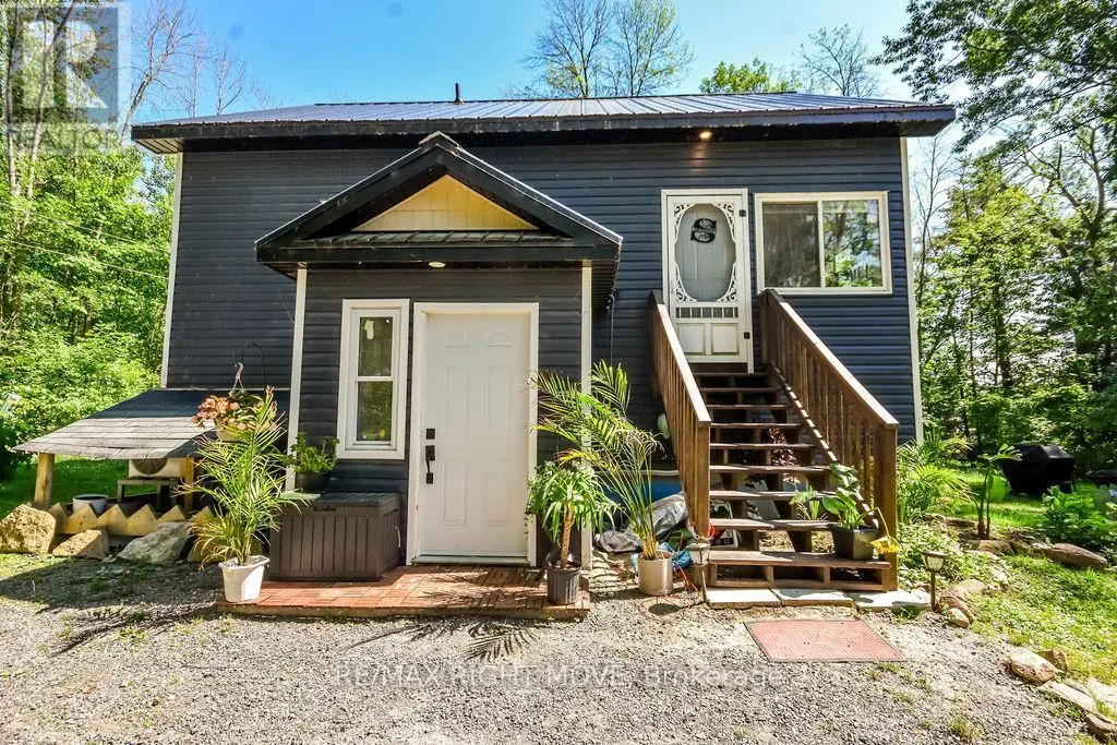 6896 PENTLAND LANE
