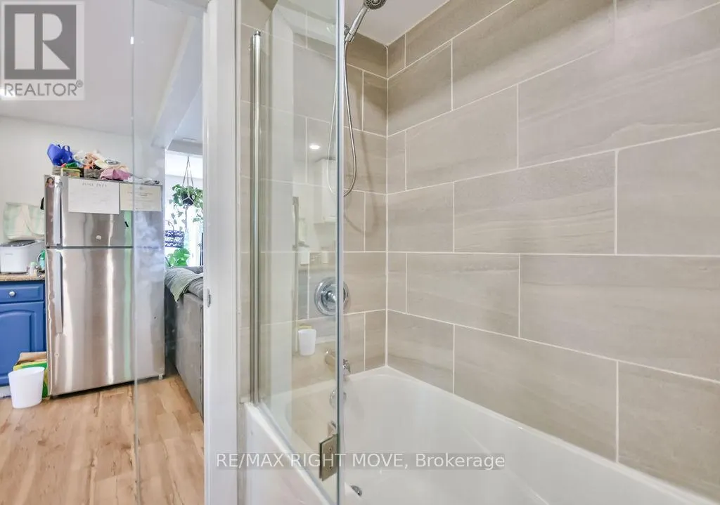6896 PENTLAND LANE