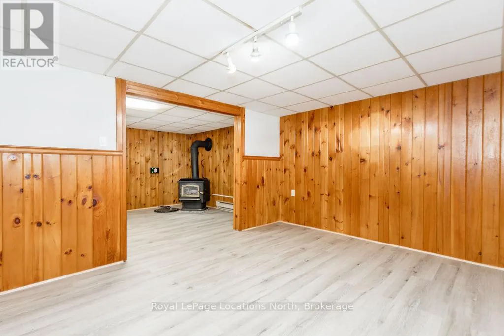 677 BAYVIEW DRIVE