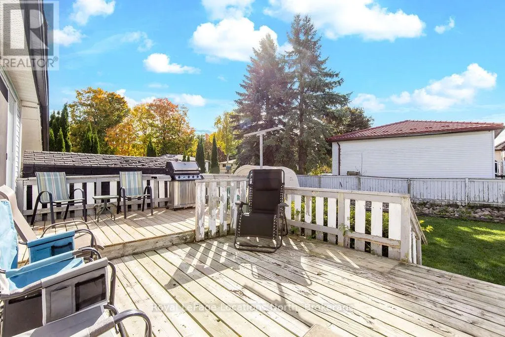 677 BAYVIEW DRIVE
