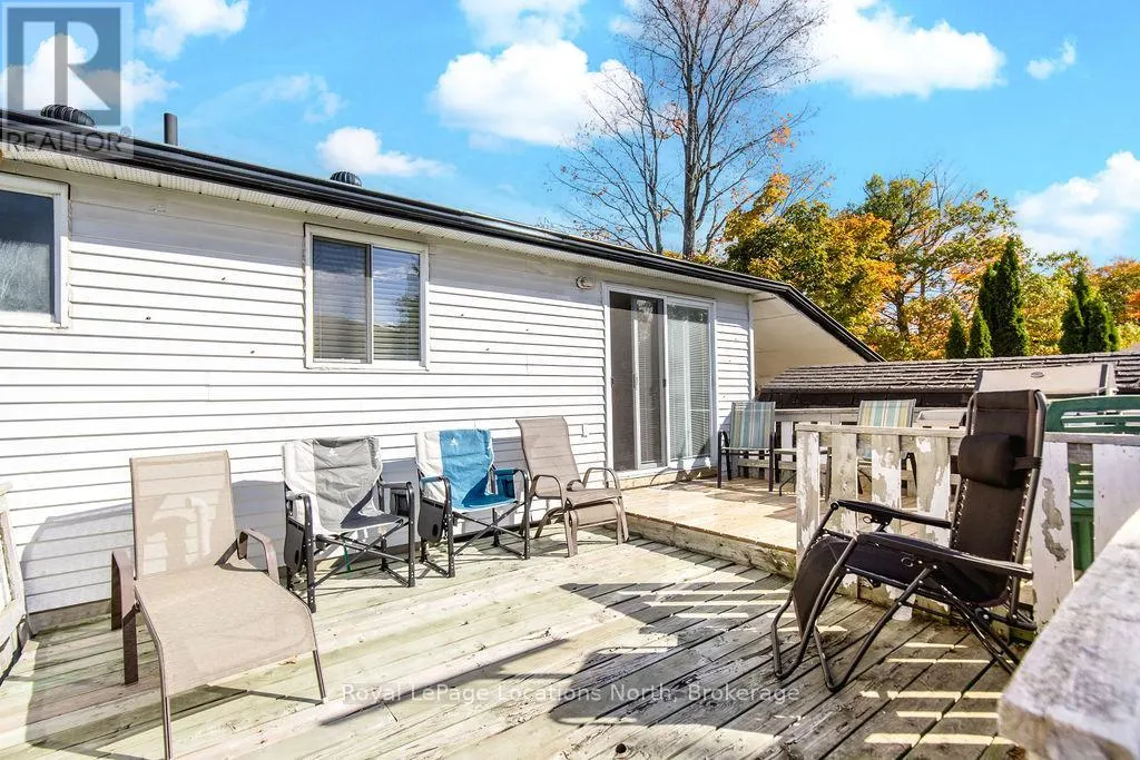 677 BAYVIEW DRIVE