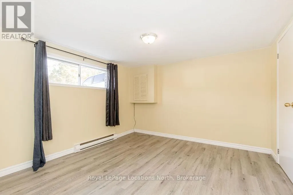 677 BAYVIEW DRIVE