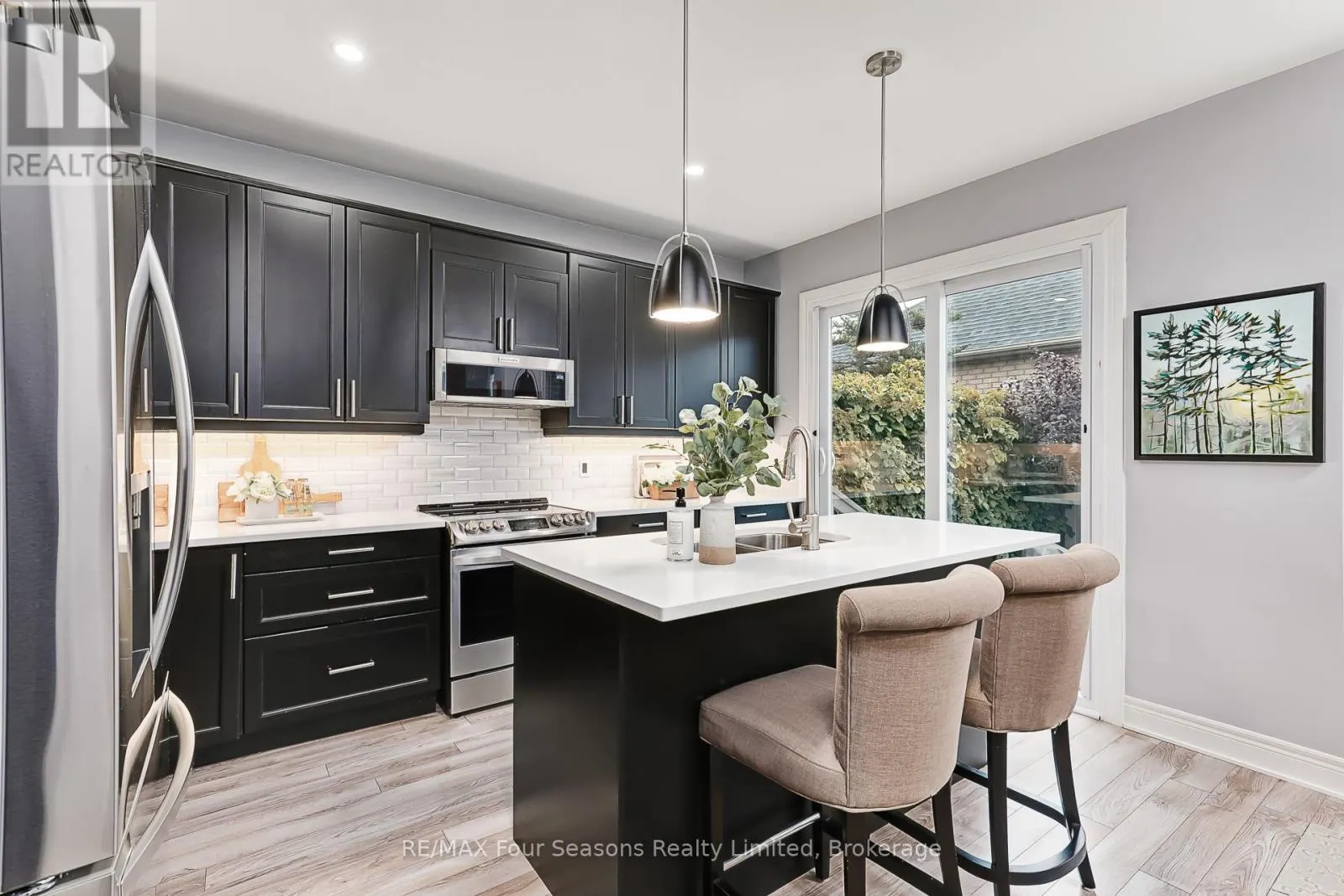 2 CALLARY CRESCENT