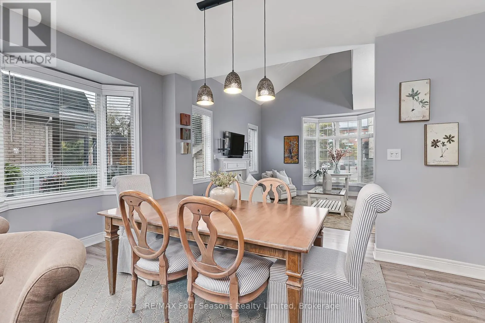 2 CALLARY CRESCENT