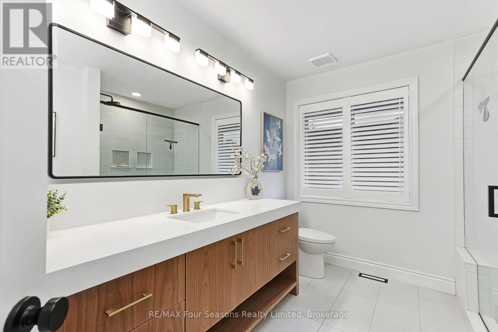 2 CALLARY CRESCENT