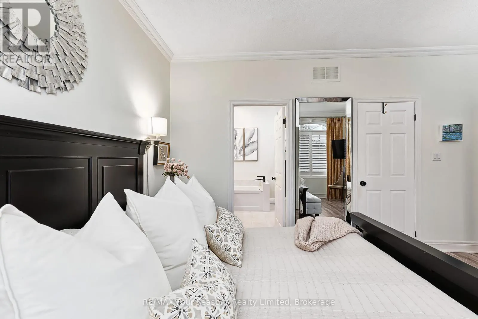 2 CALLARY CRESCENT