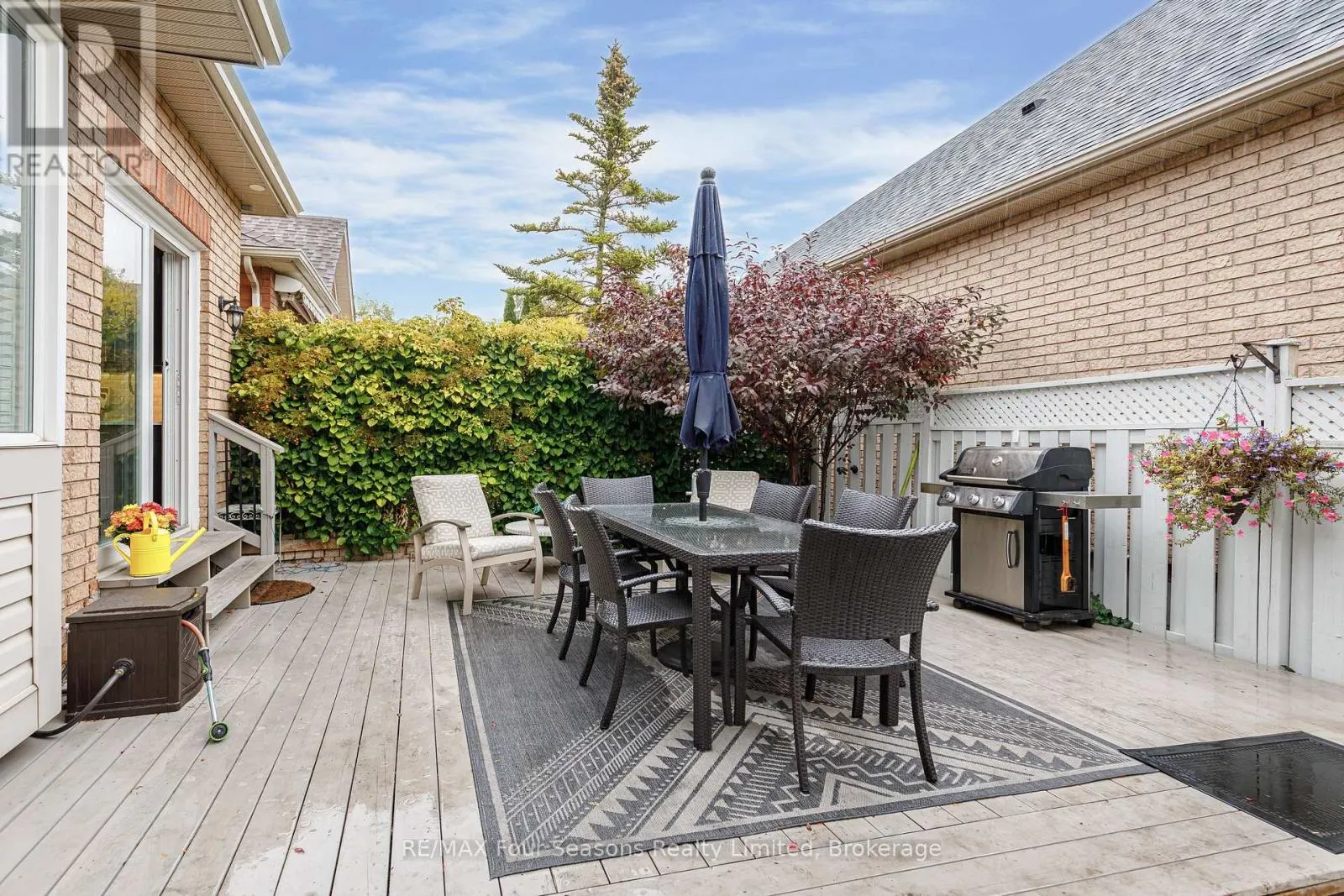 2 CALLARY CRESCENT