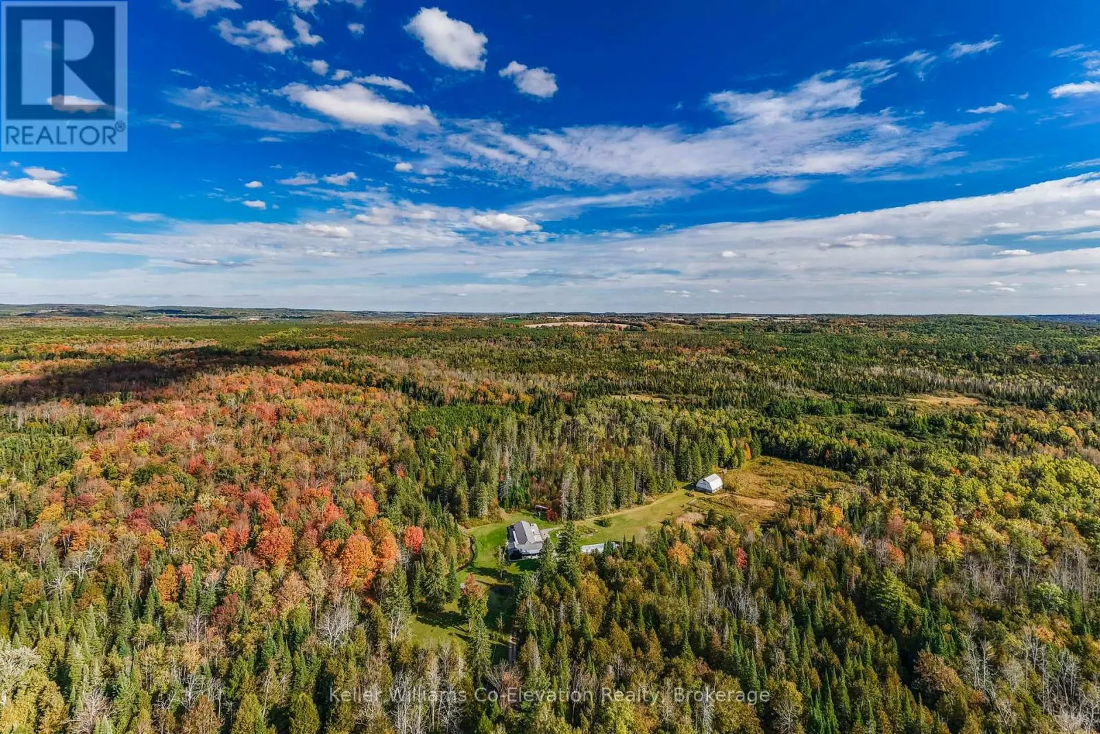 1076 BEAVER LANE