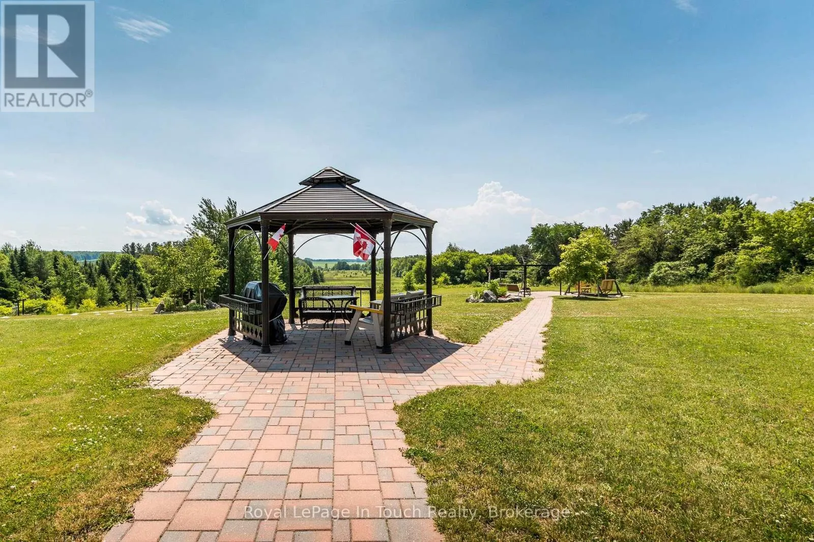 102 - 333 LAFONTAINE ROAD W, #102