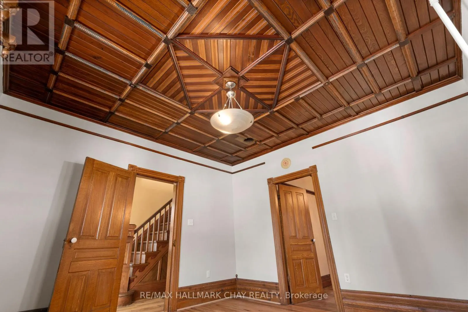 4514 PENETANGUISHENE ROAD