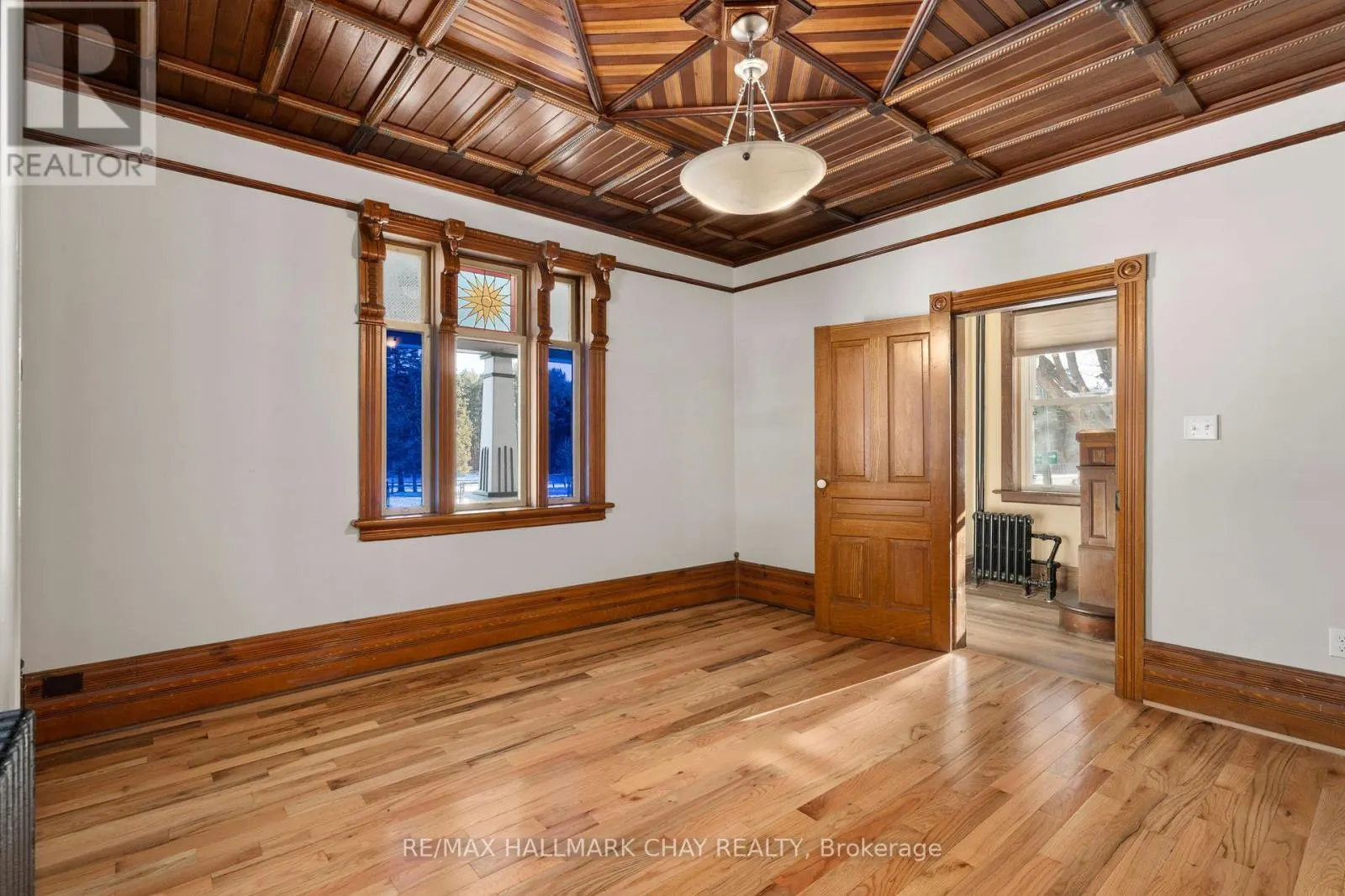 4514 PENETANGUISHENE ROAD