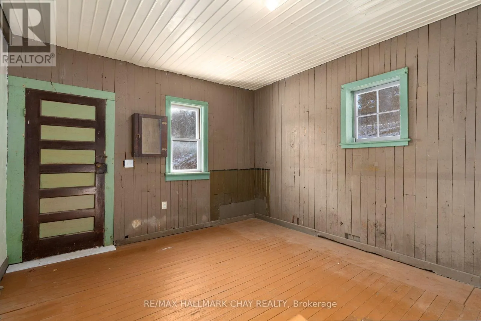 4514 PENETANGUISHENE ROAD