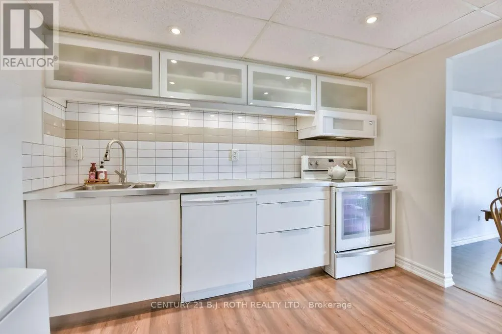 405 - 181 COLLIER STREET