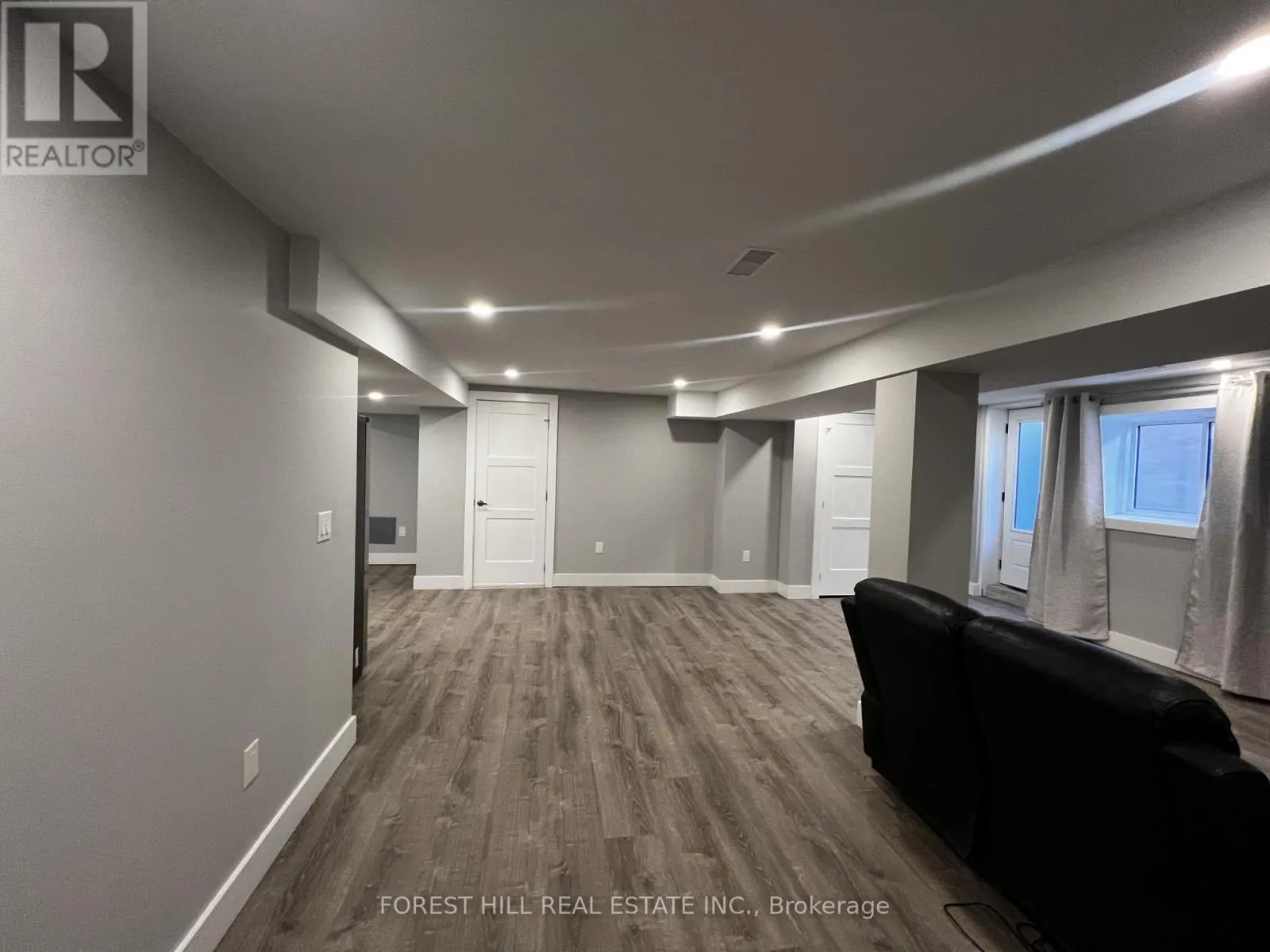 LOWER - 181 JOHNSON STREET