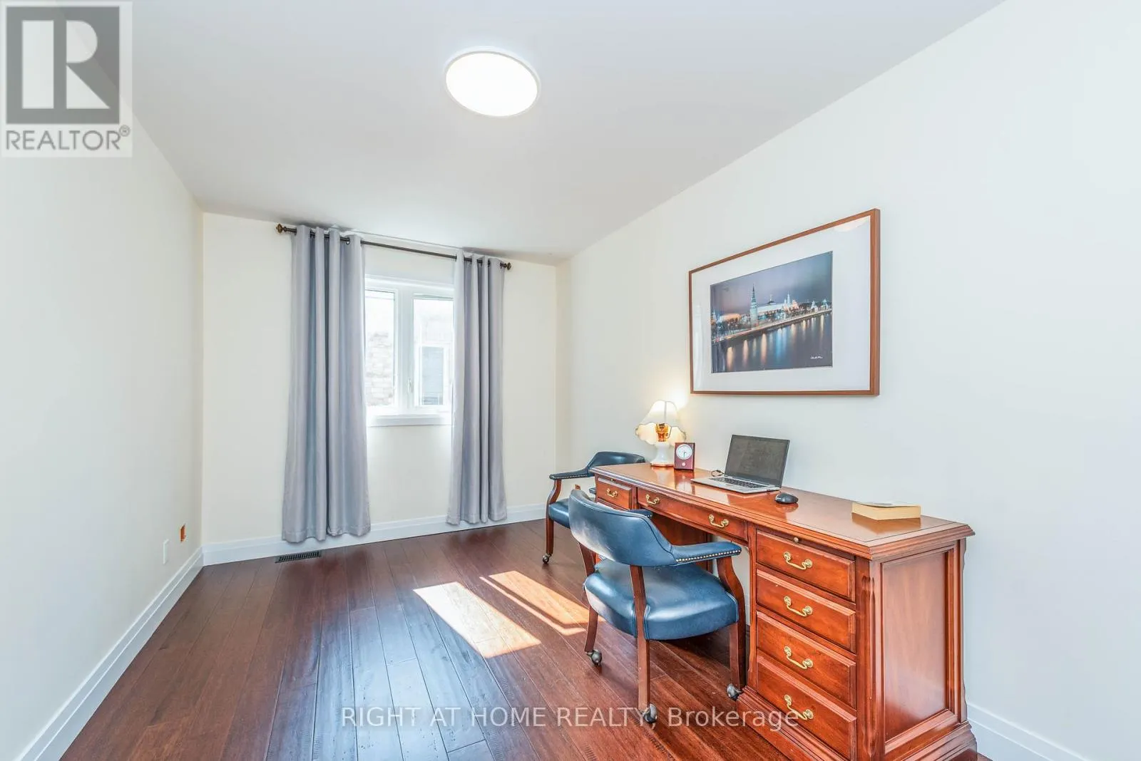 11 OTTAWAY AVENUE