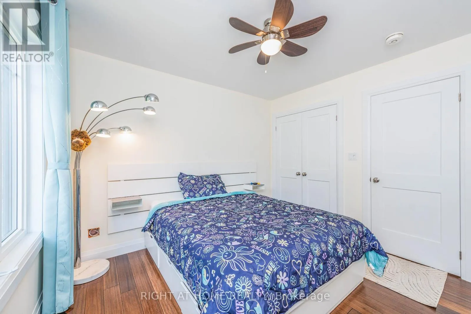 11 OTTAWAY AVENUE