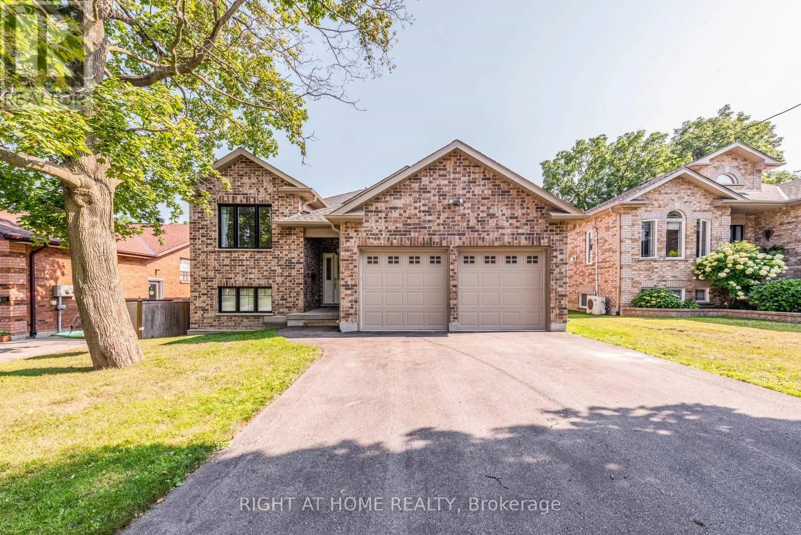 11 OTTAWAY AVENUE