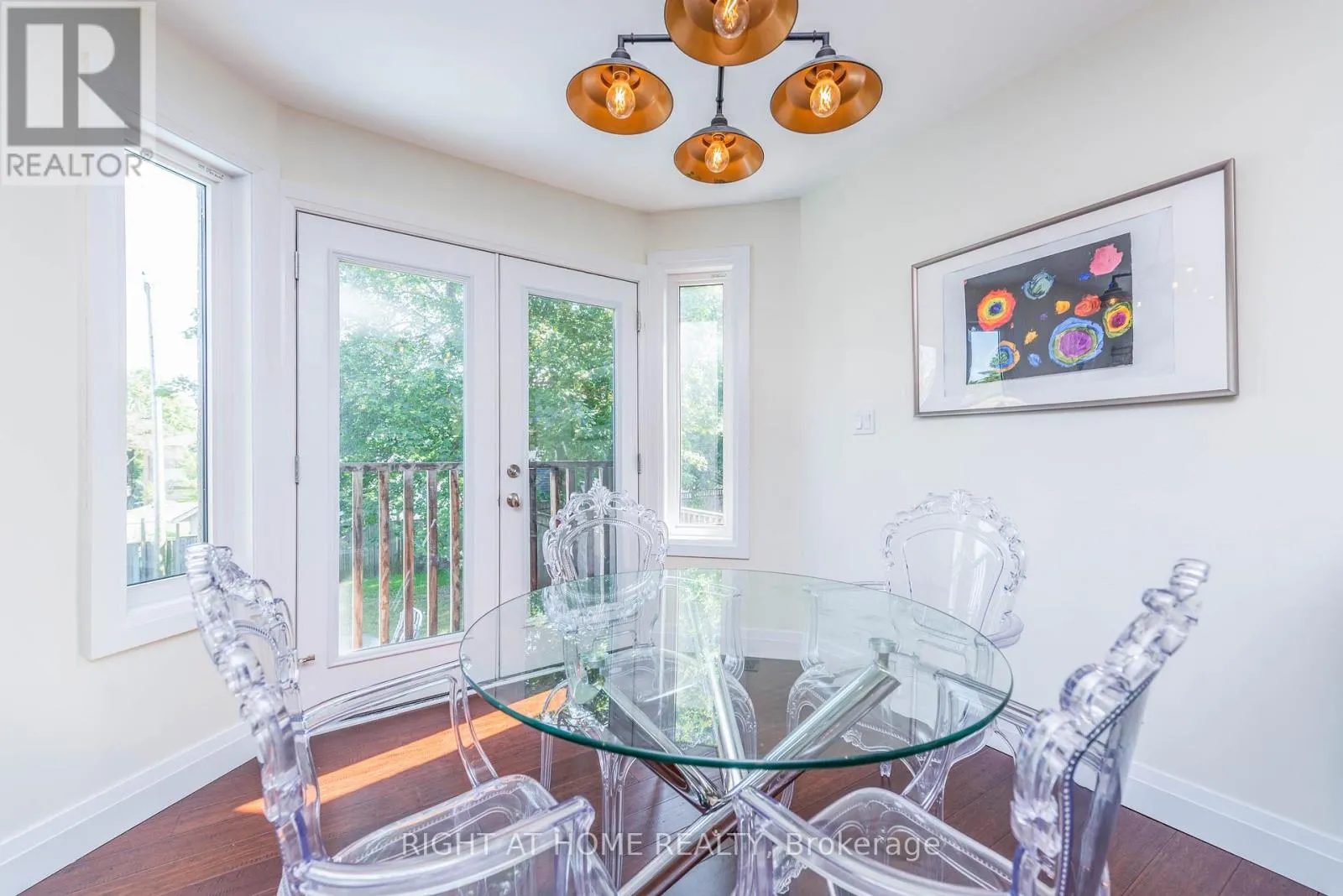 11 OTTAWAY AVENUE