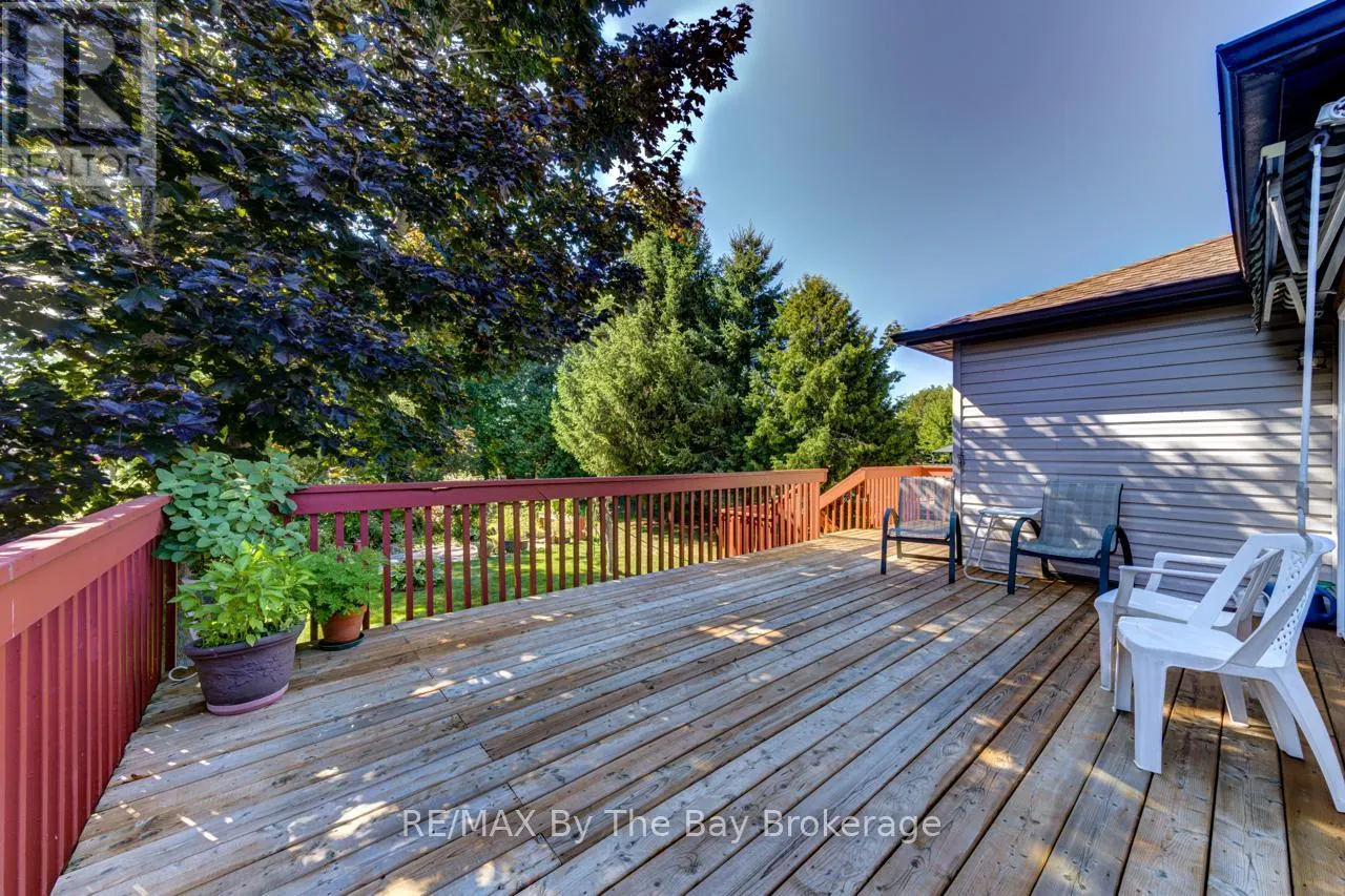 26 TIMBERLAND CRESCENT