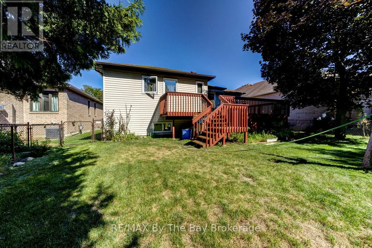 26 TIMBERLAND CRESCENT