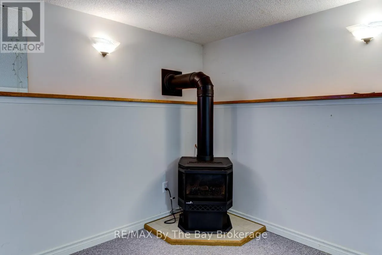 26 TIMBERLAND CRESCENT
