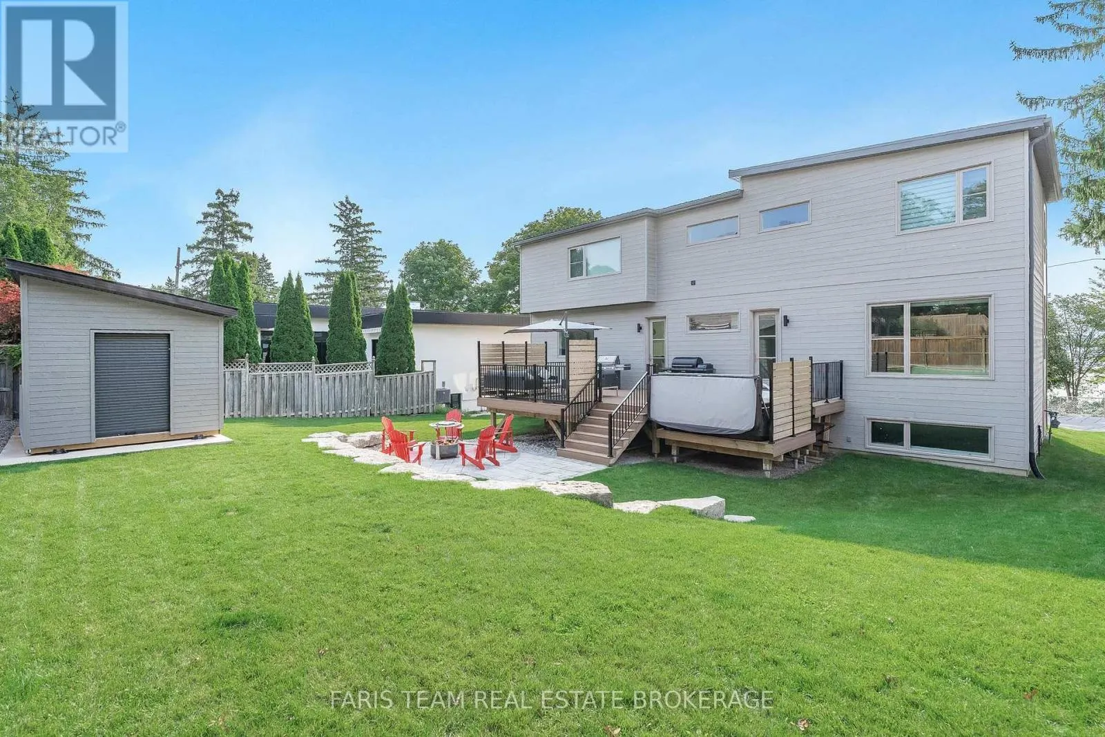 202 KEMPENFELT DRIVE