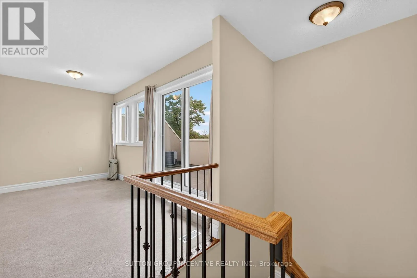 23 WHITE OAKS ROAD