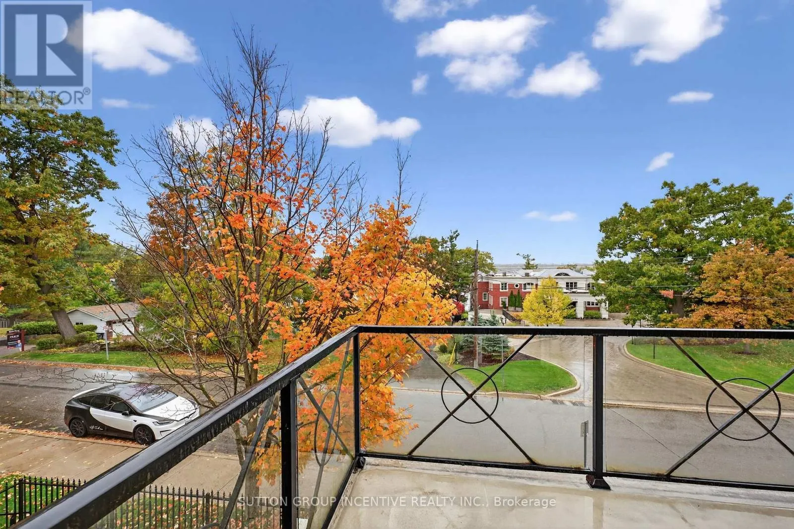 23 WHITE OAKS ROAD