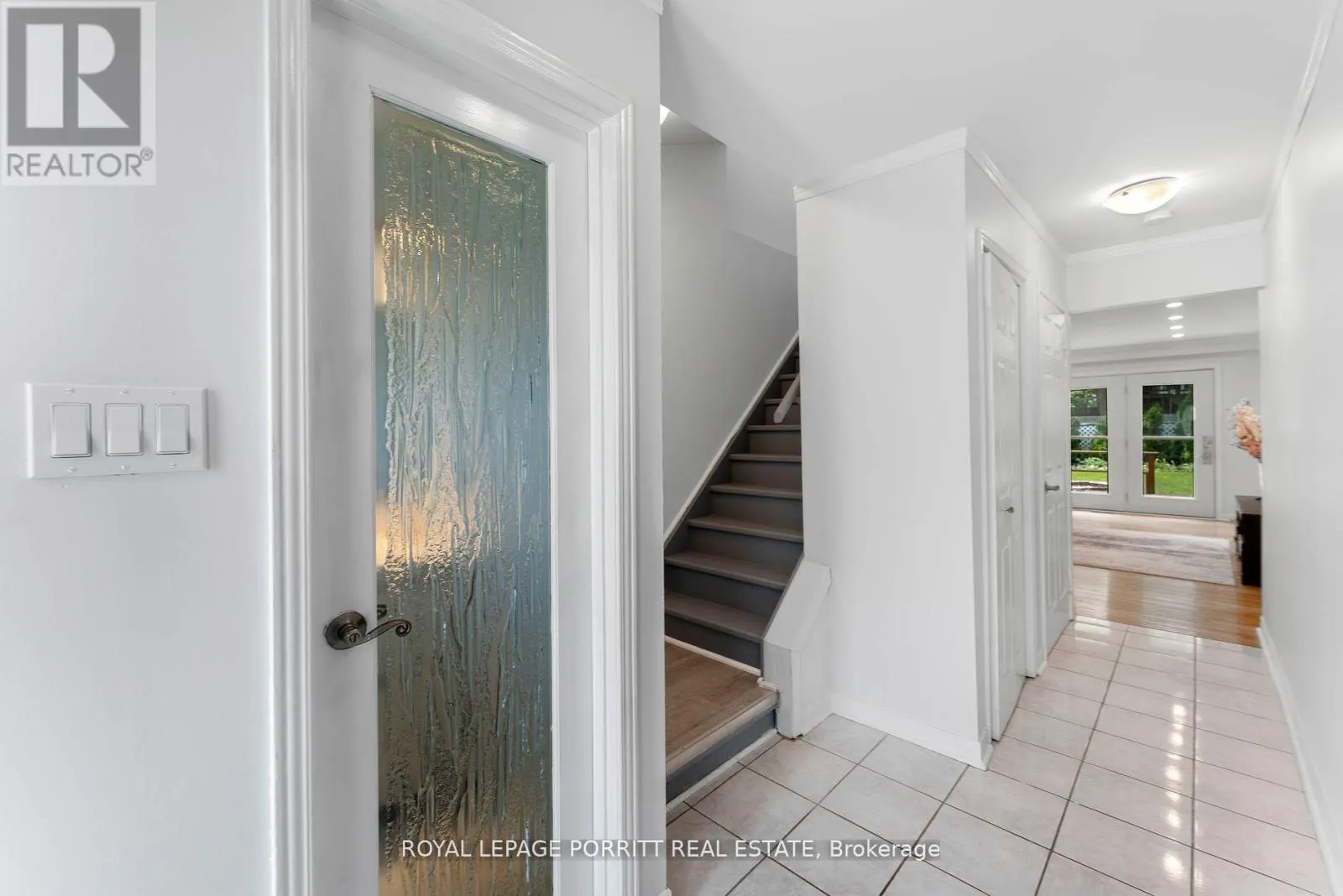 32 CHAUCER CRESCENT