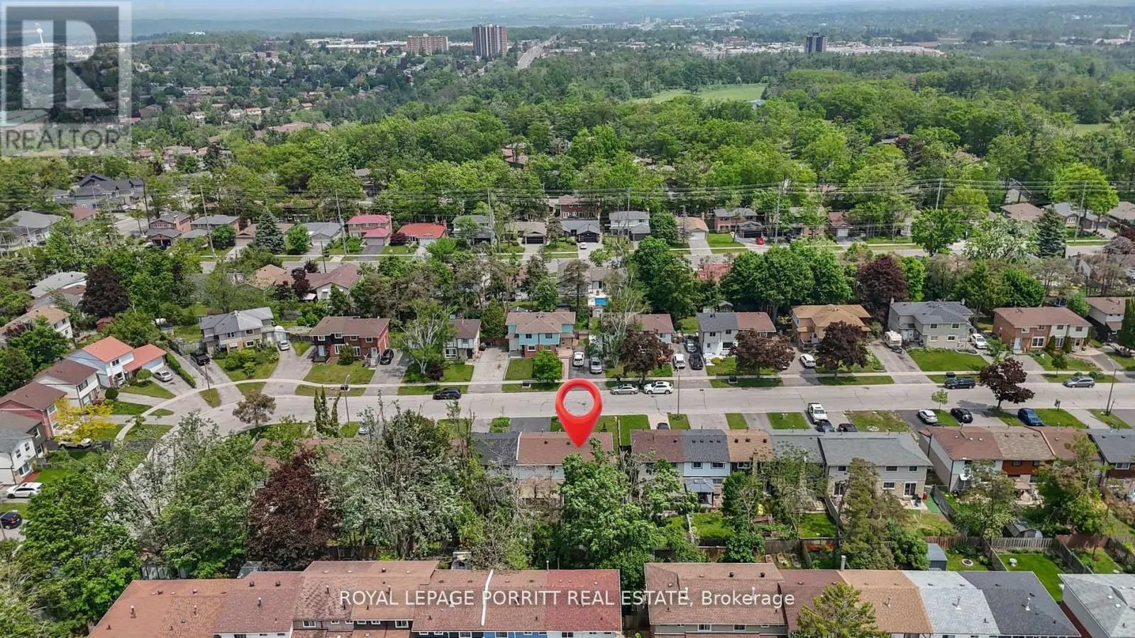 32 CHAUCER CRESCENT