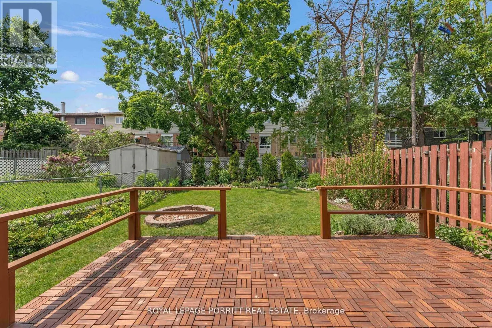 32 CHAUCER CRESCENT